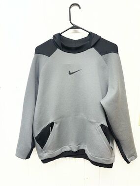 Nike Pro Men’s XL Training Hoodie Dri-Fit Gray/Black Sweatshirt Activewear